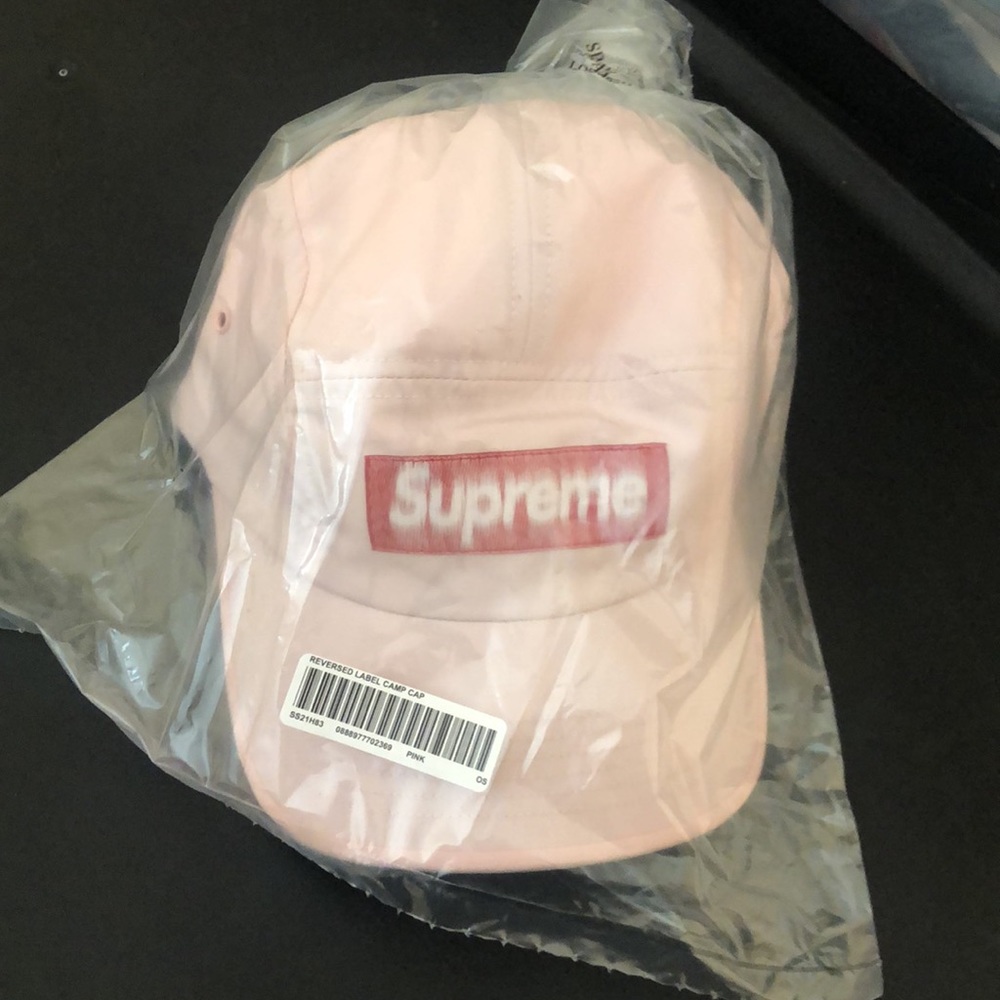 Supreme Reversed Label Camp cap Pink - Picture 2 of 4